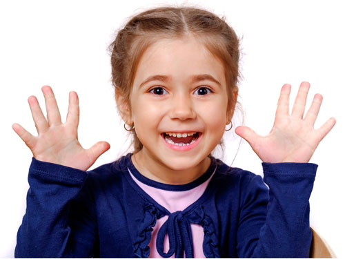 Auch die Zahlen auf Englisch sind für die Kinder leicht zu lernen.